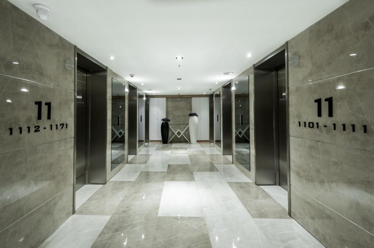 Center Batumi Orbi City Downtown 外观 照片
